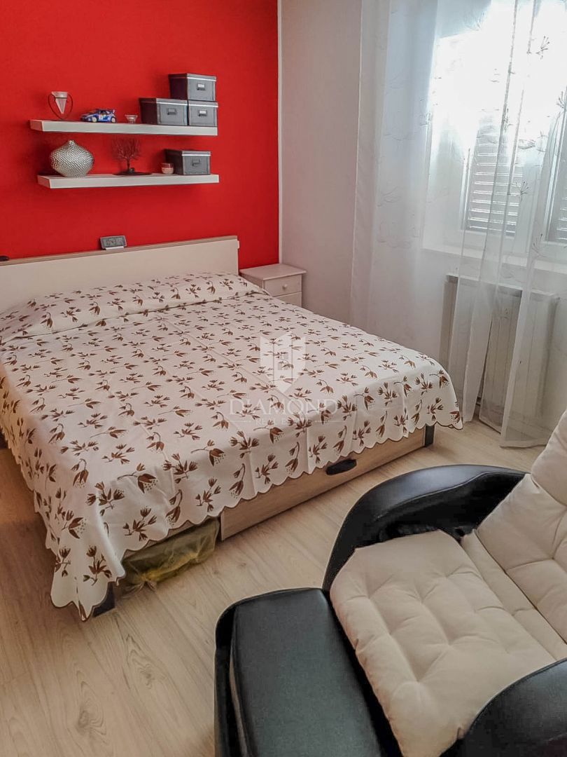 Umag, center, dva apartmaja, 2. red do morja!