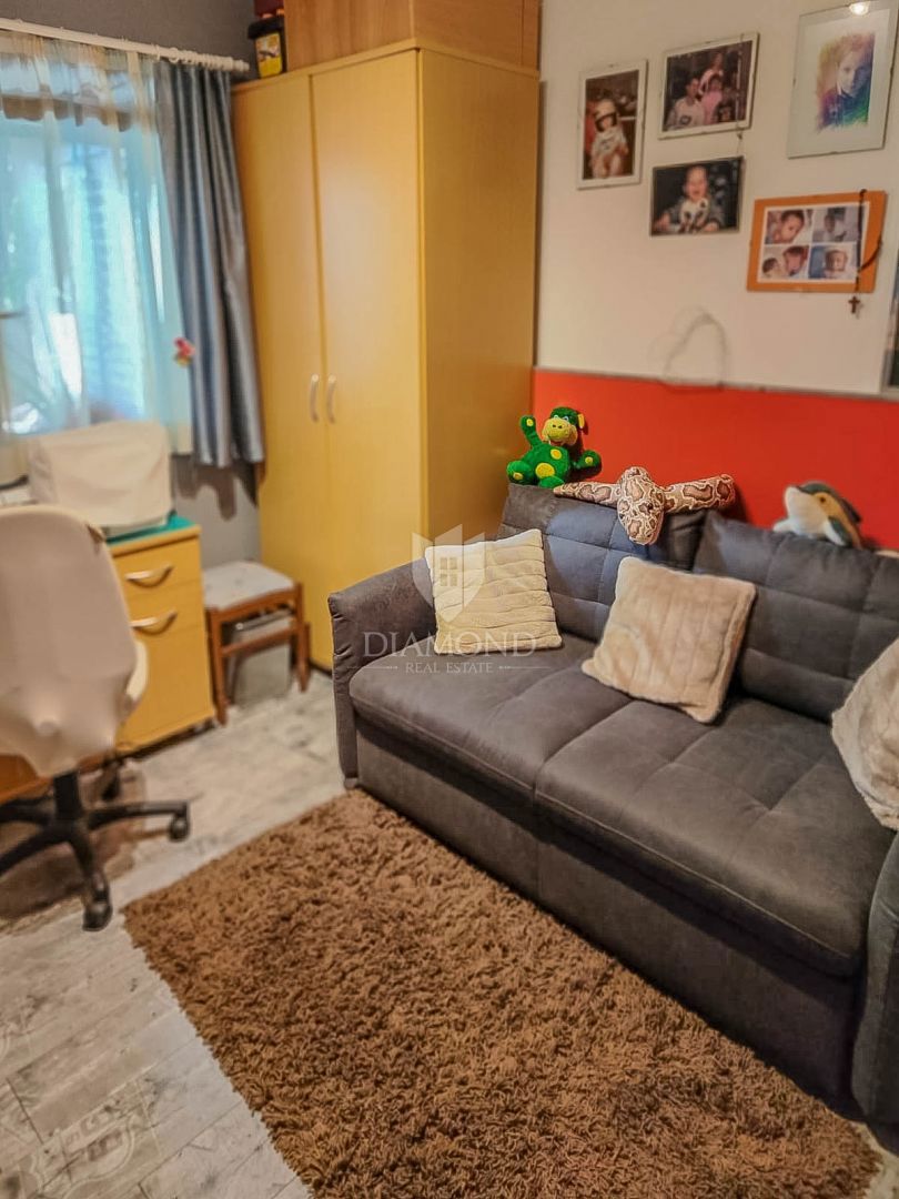 Umag, center, dva apartmaja, 2. red do morja!