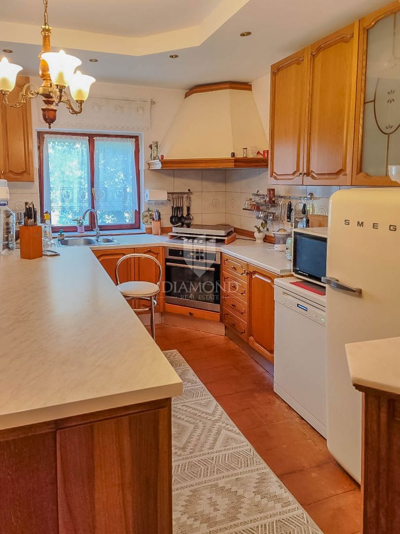 Umag, center, dva apartmaja, 2. red do morja!