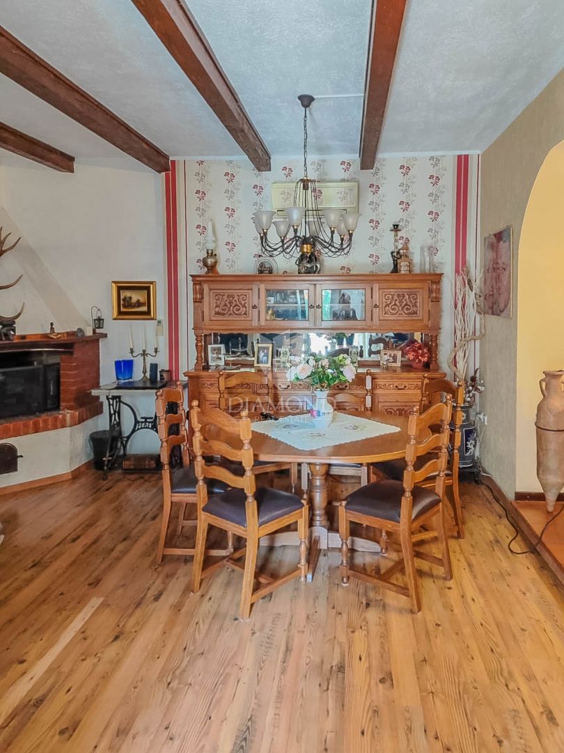 Umag, center, dva apartmaja, 2. red do morja!