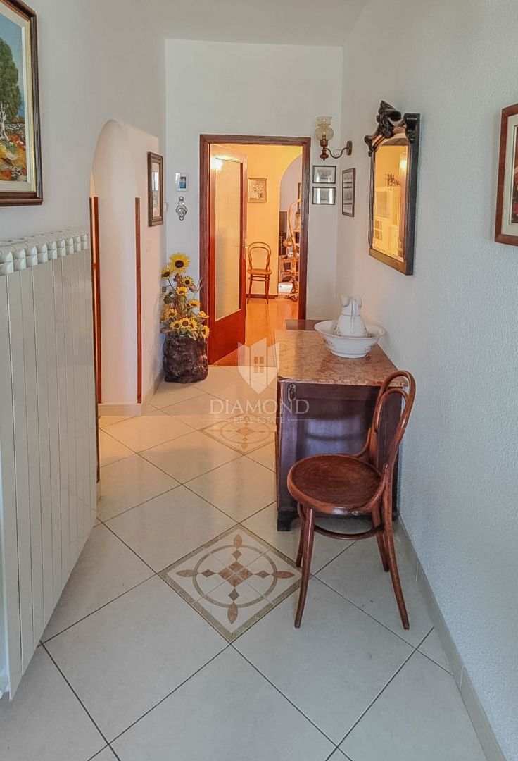 Umag, center, dva apartmaja, 2. red do morja!