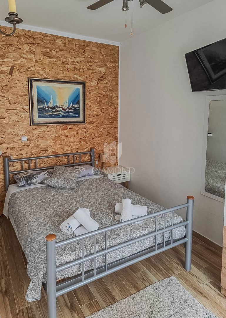 Umag, center, dva apartmaja, 2. red do morja!