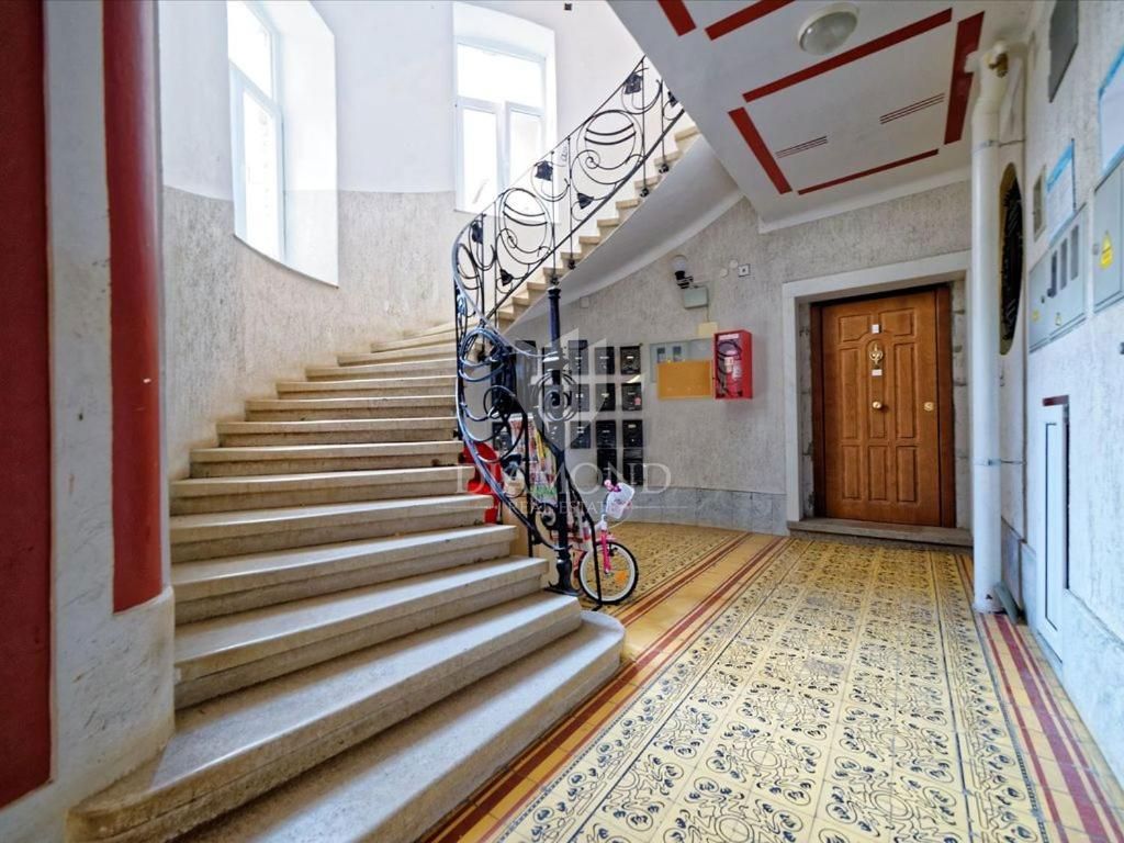 Pula, čudovit apartma na rivi s pogledom na morje!