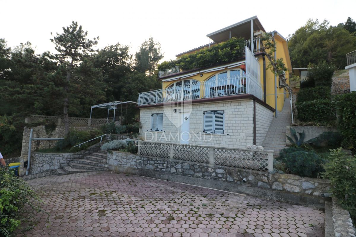 Labin, okolica, hiša na odlični lokaciji s čudovitim pogledom na morje