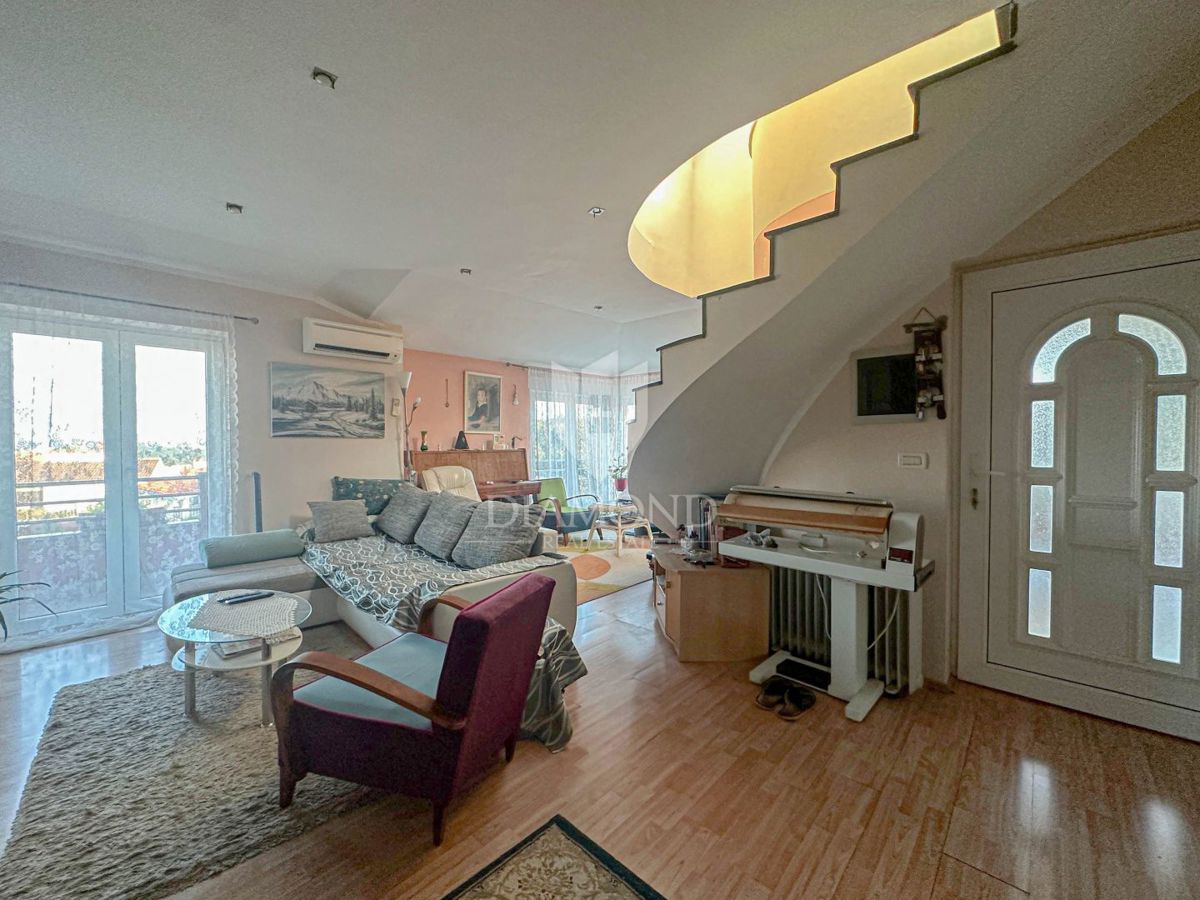 Premantura penthouse s panoramskim pogledom na morje