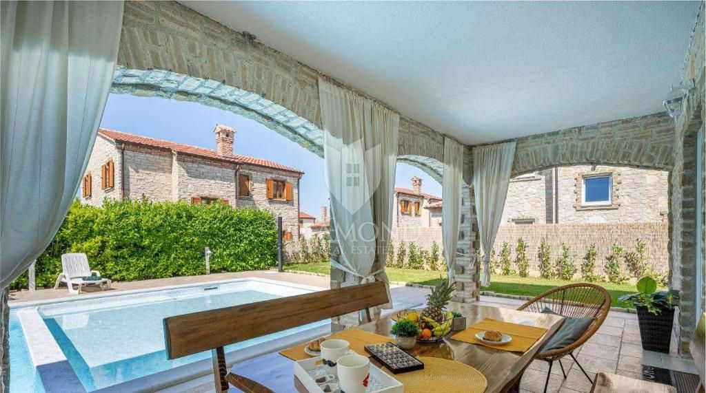 Čudovita vila v bližini Svetvinčenata