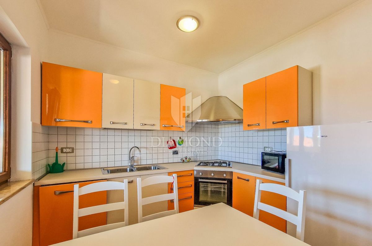 Apartmaj Brtonigla, 97m2