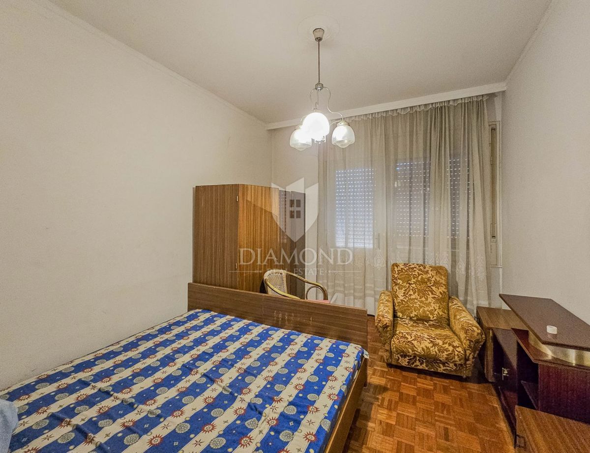 Umag, hiša z veliko potenciala 250 m od morja!