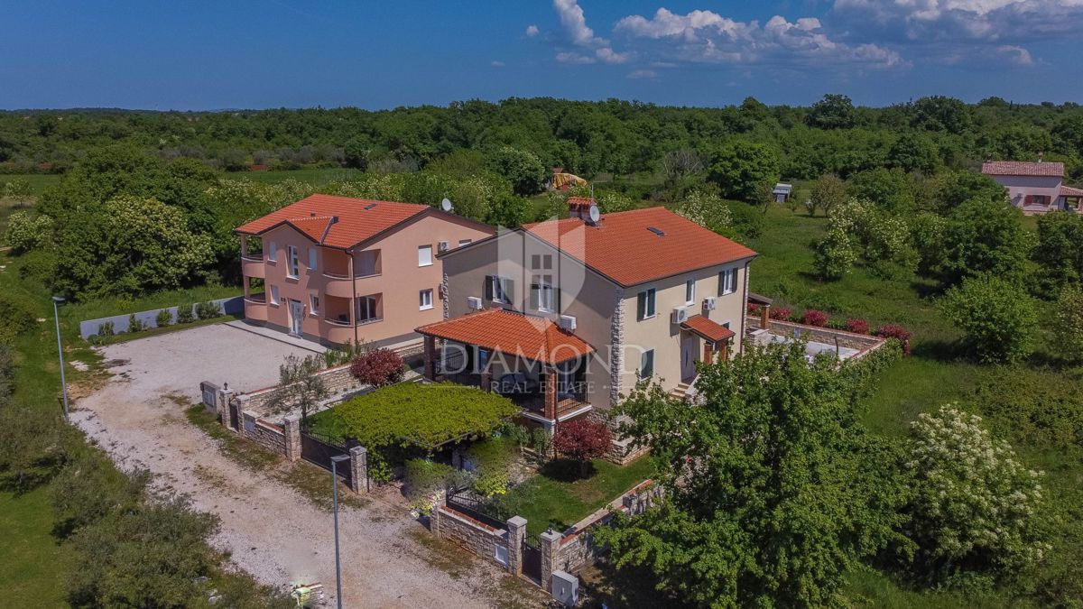 Istra, Umag, okolica - čudovita hiša z bazenom v bližini morja!