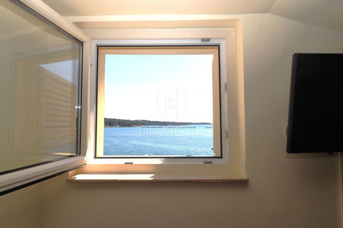 Poreč – Studio v prvi vrsti ob morju!