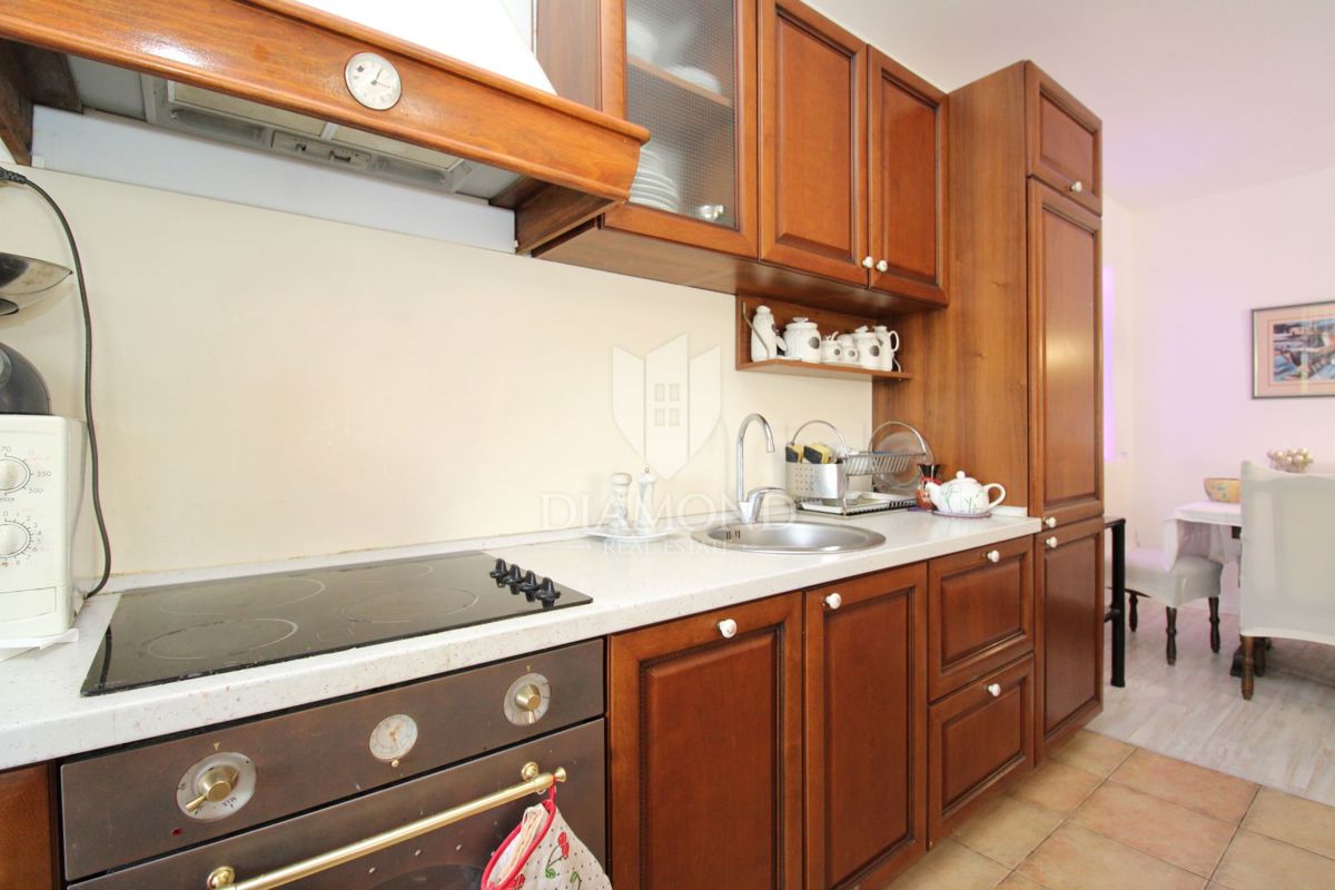 Apartmaj Malinska, Malinska-Dubašnica, 72m2
