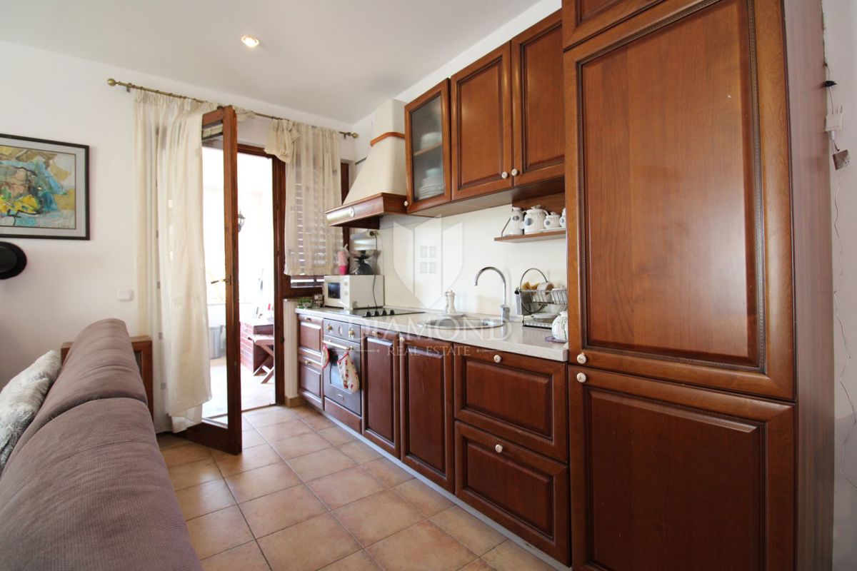 Apartmaj Malinska, Malinska-Dubašnica, 72m2
