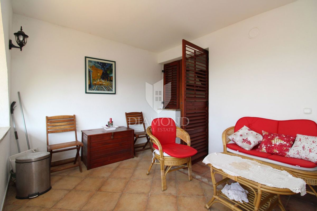 Apartmaj Malinska, Malinska-Dubašnica, 72m2