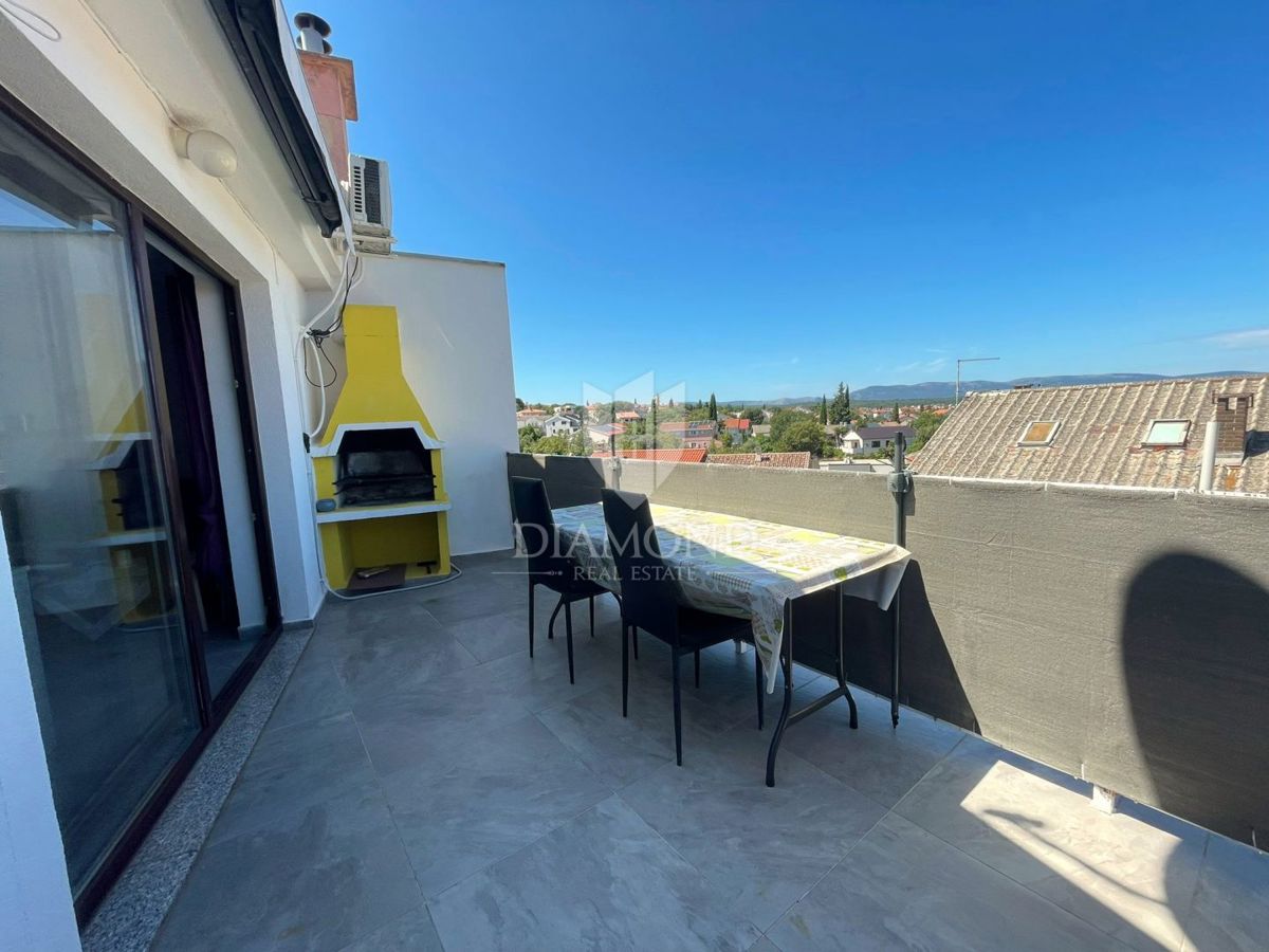 Apartmaj Malinska, Malinska-Dubašnica, 73m2