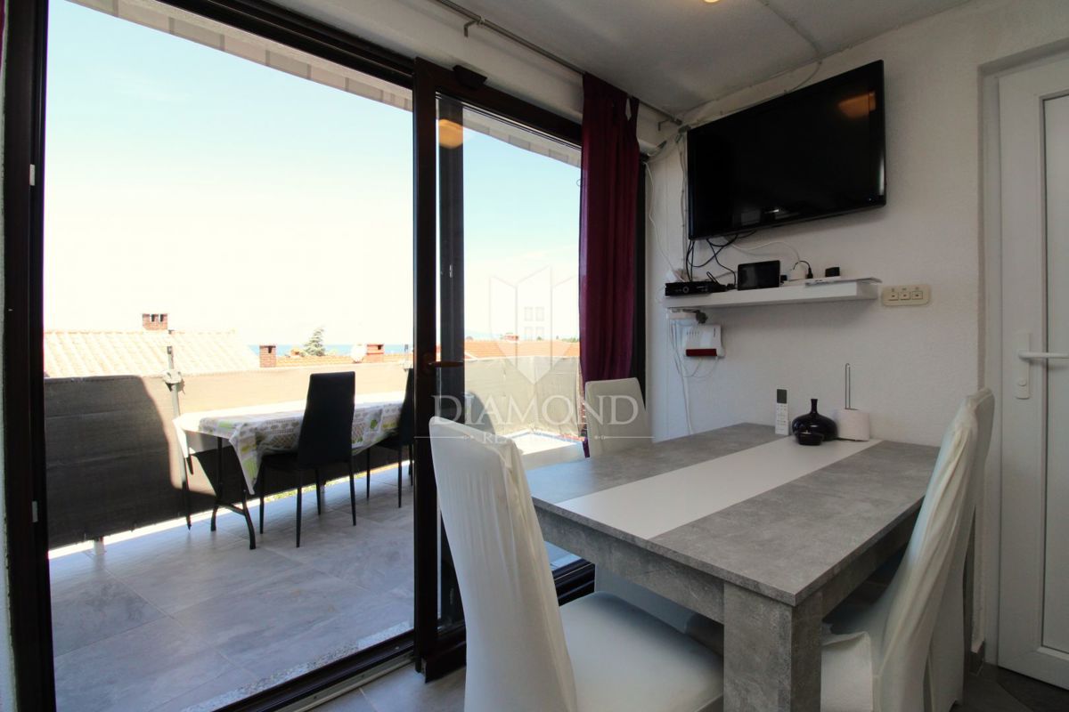 Apartmaj Malinska, Malinska-Dubašnica, 73m2