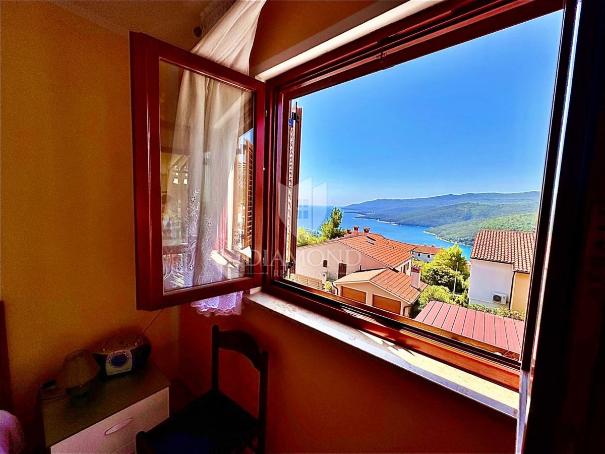 EKSKLUZIVNO, APARTMA S POGLEDOM NA MORJE, RABAC