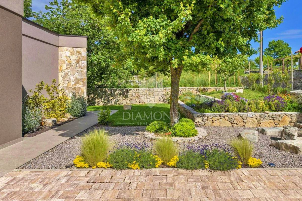 EKSKLUZIVNO! Moderna vrstna hiša, Labin, Istra