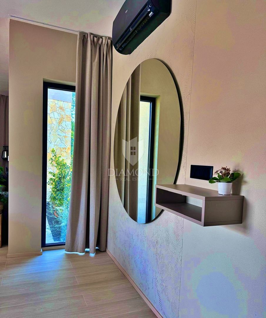 EKSKLUZIVNO! Moderna vrstna hiša, Labin, Istra