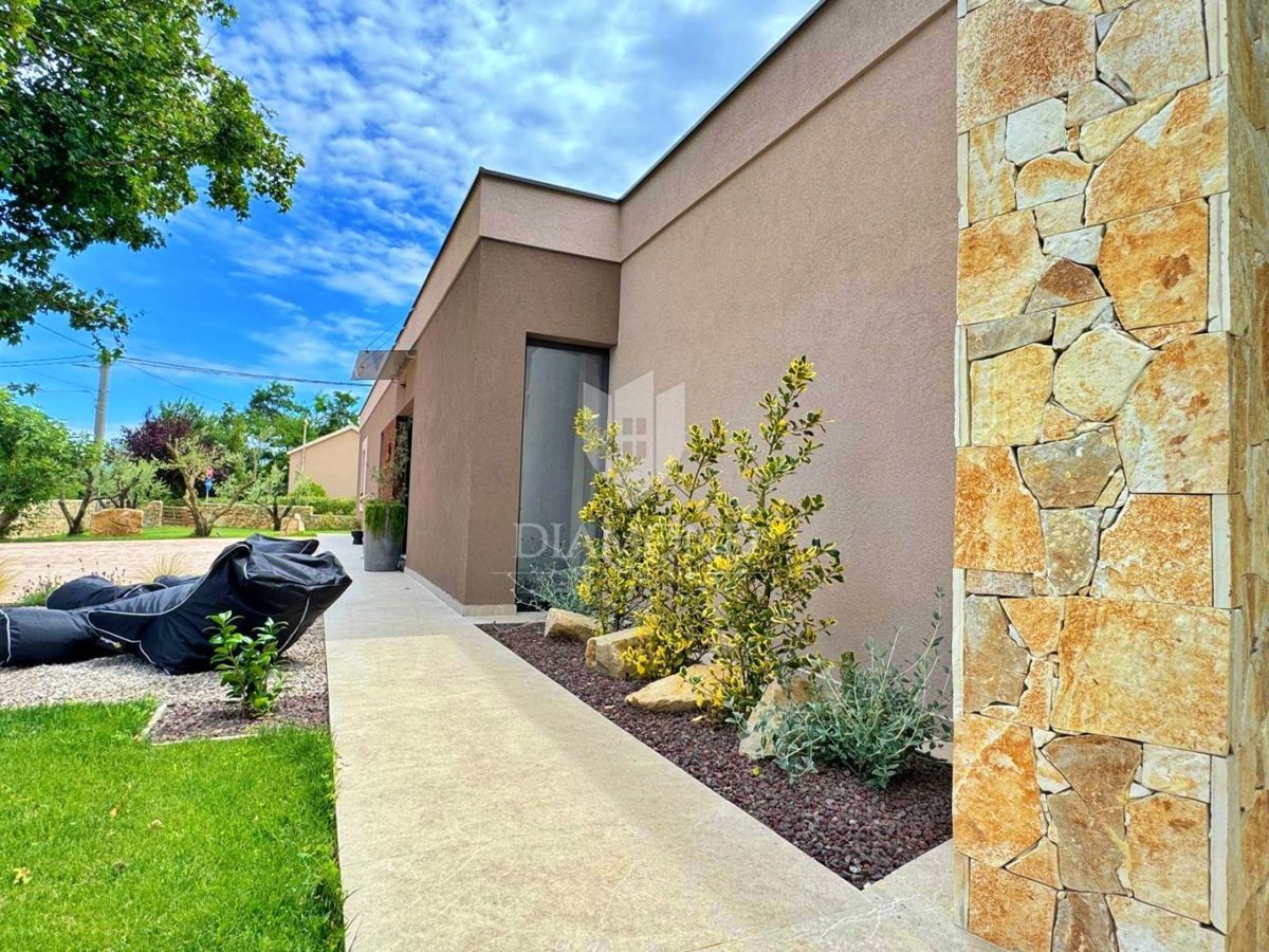 EKSKLUZIVNO! Moderna vrstna hiša, Labin, Istra