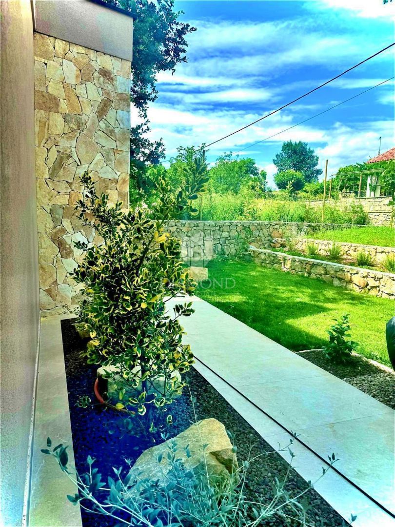 EKSKLUZIVNO! Moderna vrstna hiša, Labin, Istra