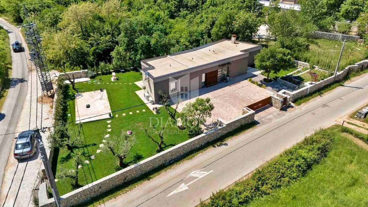 EKSKLUZIVNO! Moderna vrstna hiša, Labin, Istra