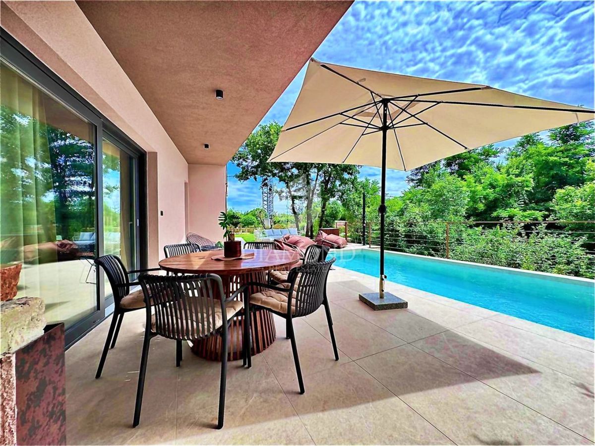 EKSKLUZIVNO! Moderna vrstna hiša, Labin, Istra