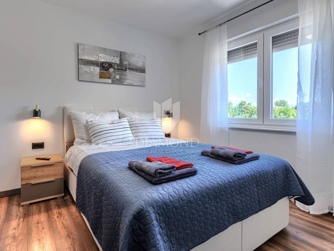 ISTRA, LABIN, HIŠA Z VELIKIM STAVBNIM ZEMLJIŠČEM