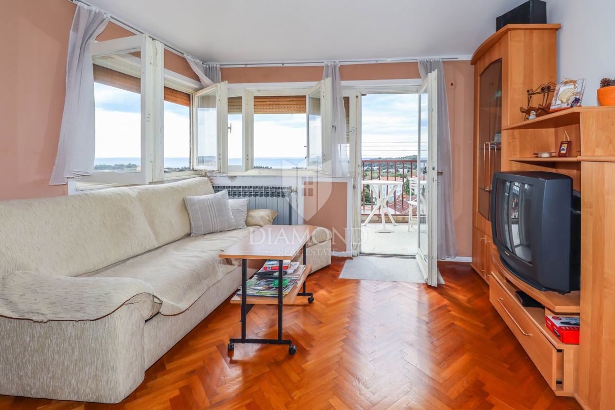 Rovinj, stanovanje s panoramskim POGLEDOM NA MORJE!!!