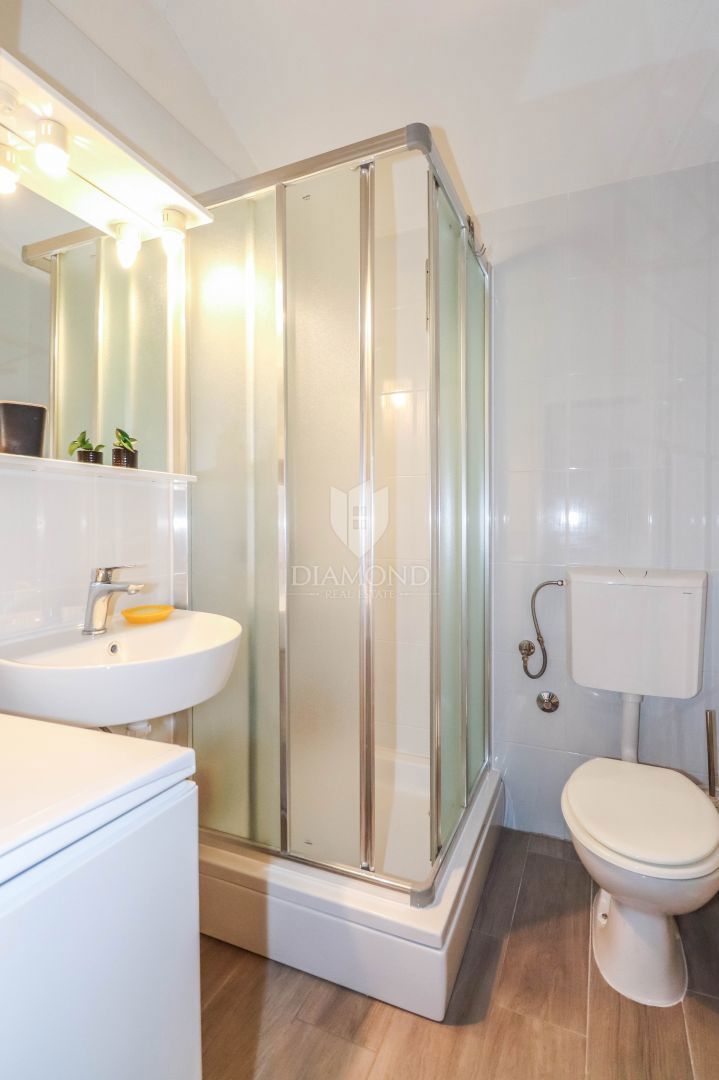 Rovinj, stanovanje s panoramskim POGLEDOM NA MORJE!!!