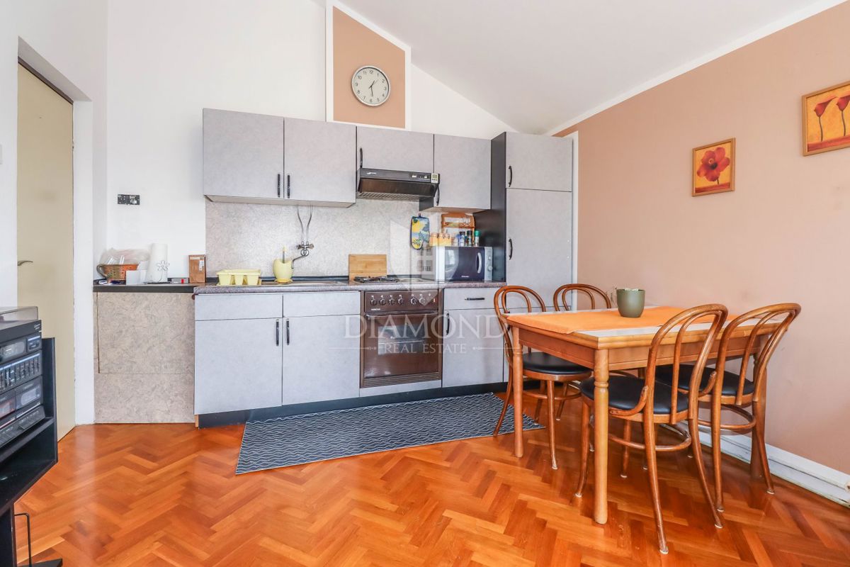 Rovinj, stanovanje s panoramskim POGLEDOM NA MORJE!!!