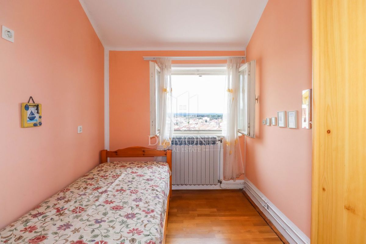 Rovinj, stanovanje s panoramskim POGLEDOM NA MORJE!!!