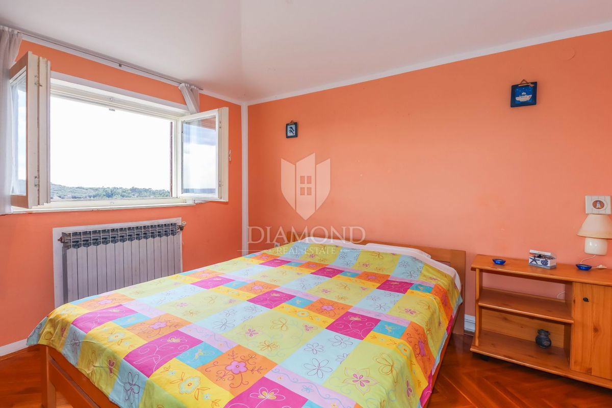 Rovinj, stanovanje s panoramskim POGLEDOM NA MORJE!!!