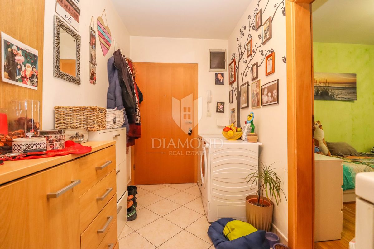 Pula, stanovanje z 2 spalnicama na iskani lokaciji!