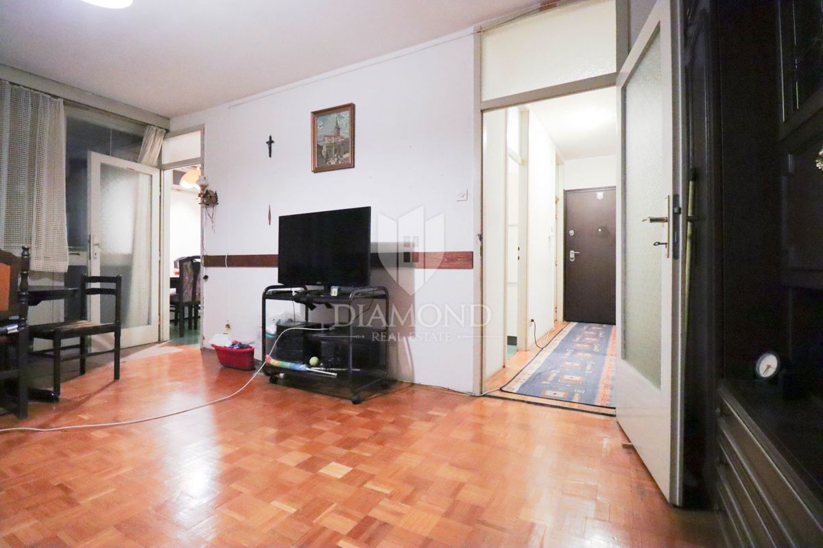 Zagreb, Sopot! Dvosobno stanovanje!