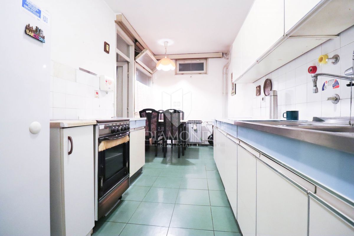 Zagreb, Sopot! Dvosobno stanovanje!