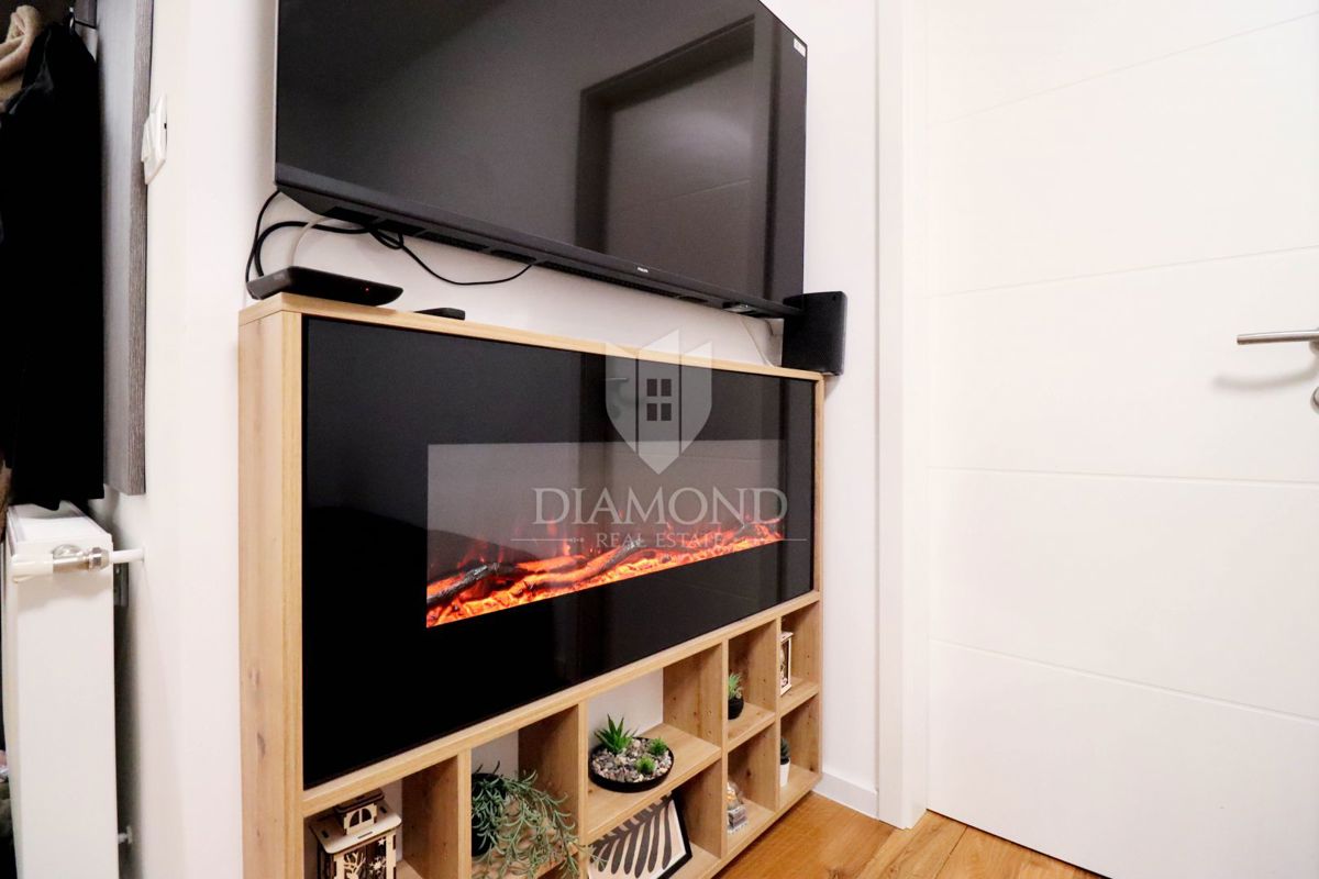 Zagreb, Voltino! Popolnoma prenovljeno trisobno stanovanje!