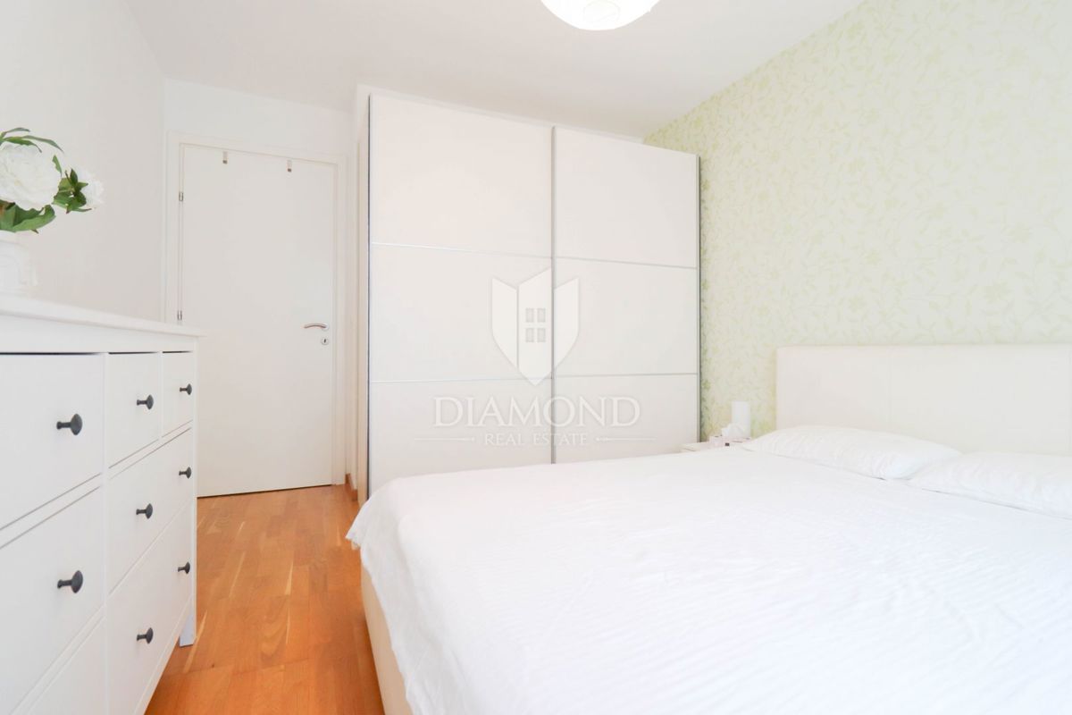 Zagreb, Špansko! Funkcionalno trisobno stanovanje!