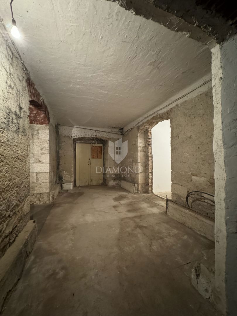 Istra, center Pule, poslovni prostori