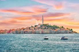 PRILOŽNOST! ROVINJ! VRHUNSKI GARAŽNI PROSTOR!