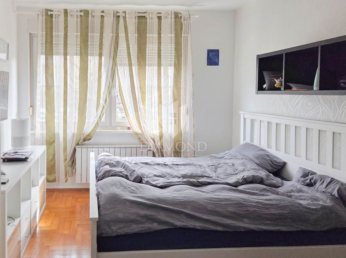 Zagreb, Špansko! Petsobno stanovanje z dvoriščem!