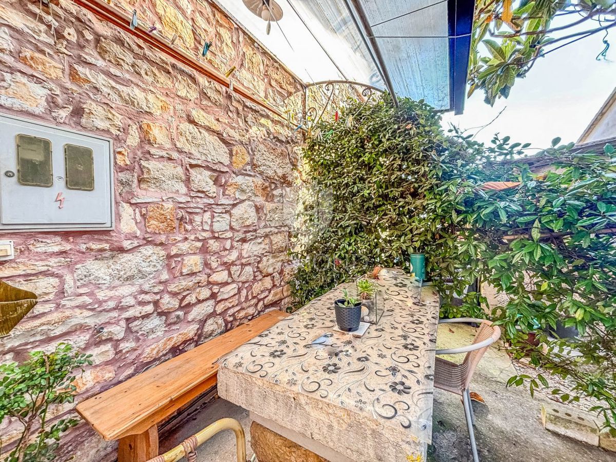 Istra, Poreč, okolica, takoj vseljiva vrstna hiša!