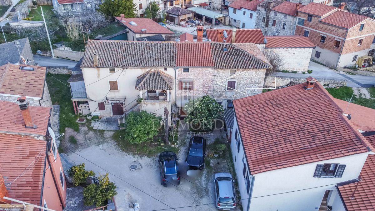 Istra, Poreč, okolica, takoj vseljiva vrstna hiša!