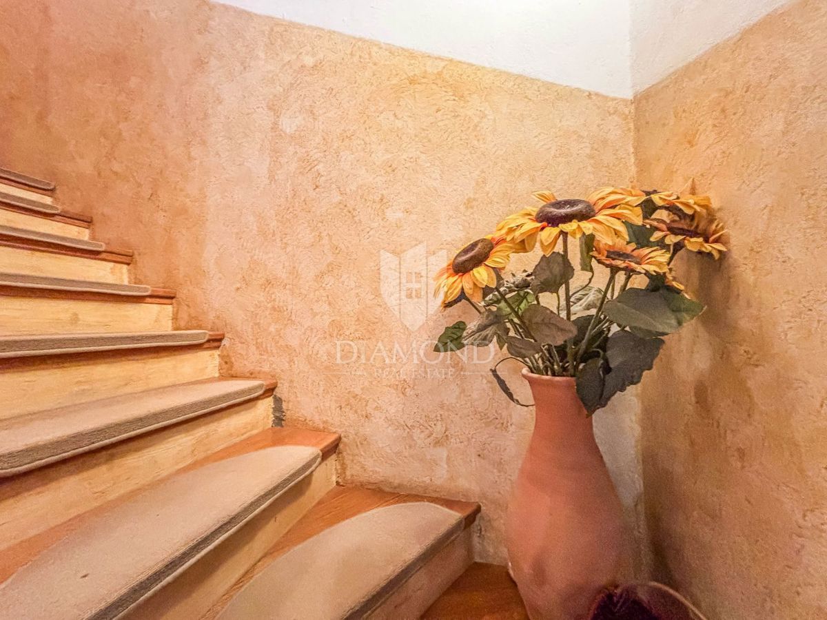 Istra, Poreč, okolica, takoj vseljiva vrstna hiša!