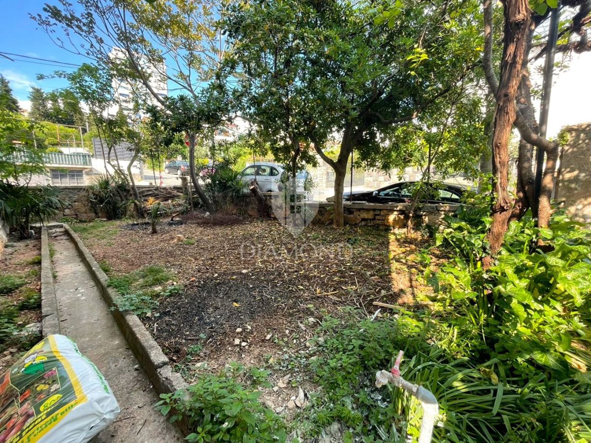 REKA, KANTRIDA - ČUDOVITO APARTMA Z VRTOM 5 MINUT OD MORJA