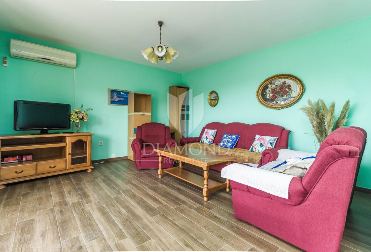 Apartmajska hiša s 4 apartmaji v bližini Poreča