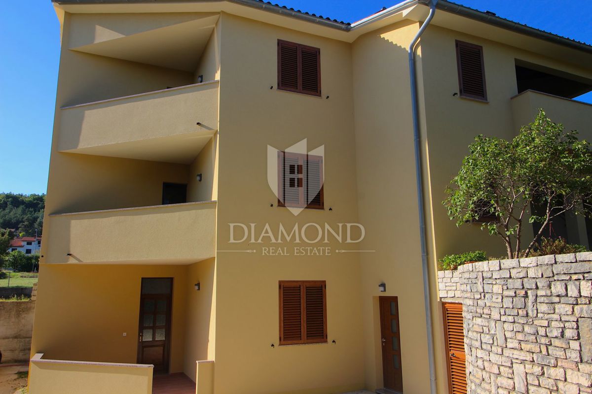 Labin, družinska hiša s štirimi apartmaji
