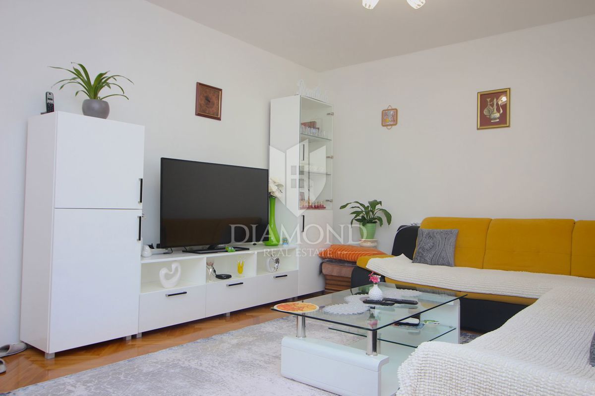 Labin, družinska hiša s štirimi apartmaji