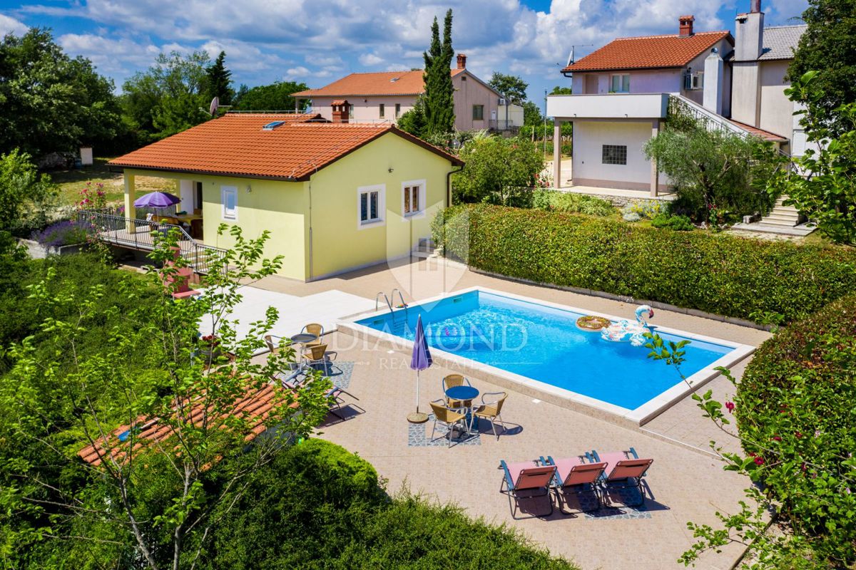Žminj, okolica, posest z utečeno najemniško dejavnostjo