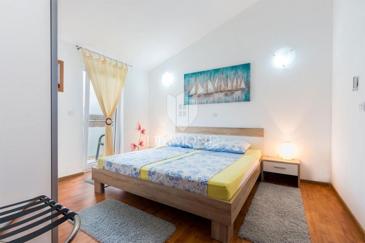 Vodnjan, okolica, počitniška hiša z bazenom