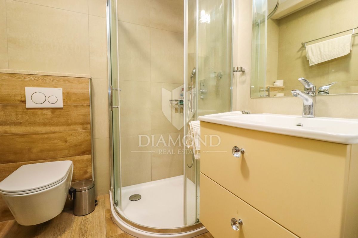 Rovinj, apartmajska hiša v starem delu mesta